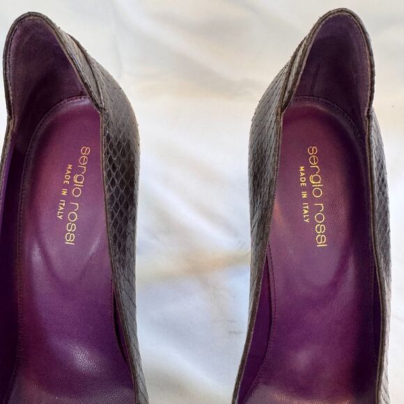Sergio Rossi Brown Snakeskin Round-Toe Pumps Size 8.5 - Picture 7 of 8